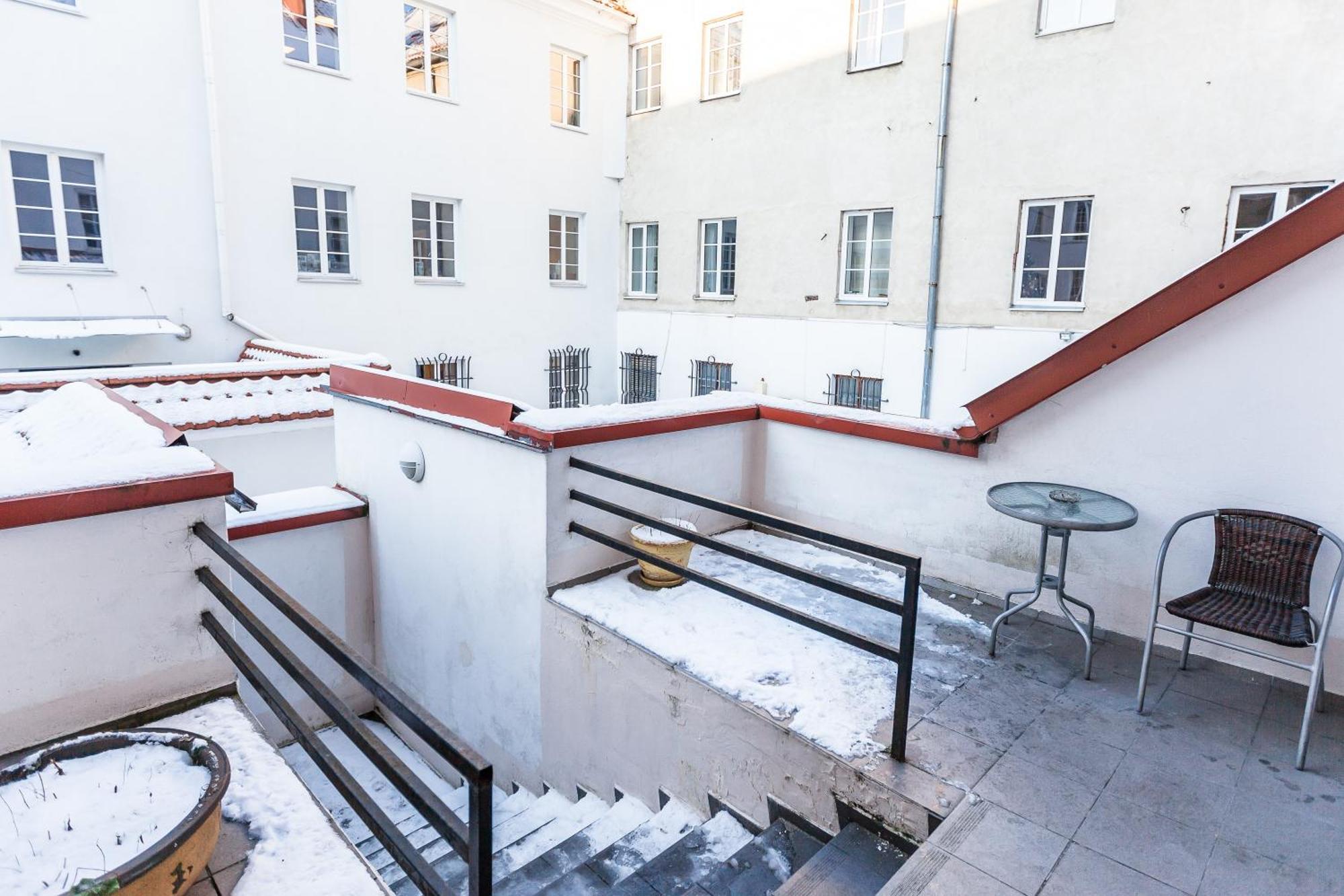 Central Apartments 2 X Free Parking X Self Check-In 24H By H&H Vilnius Ngoại thất bức ảnh